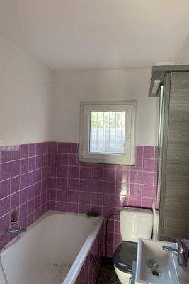 Wannenbad aus dem Baujahr