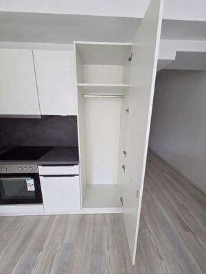 Kleiderschrank