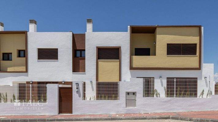 70359f3f-1785-4079-831f-18aadc8f3671