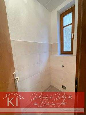 WC (WC wird noch installiert)