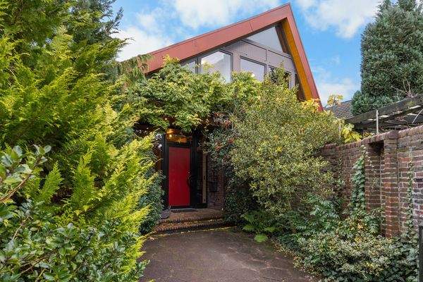 Haus von vorne Eingan