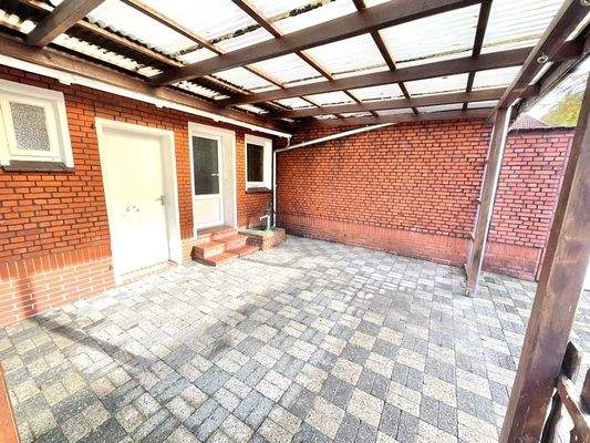 Überdachte Terrasse Bild 2