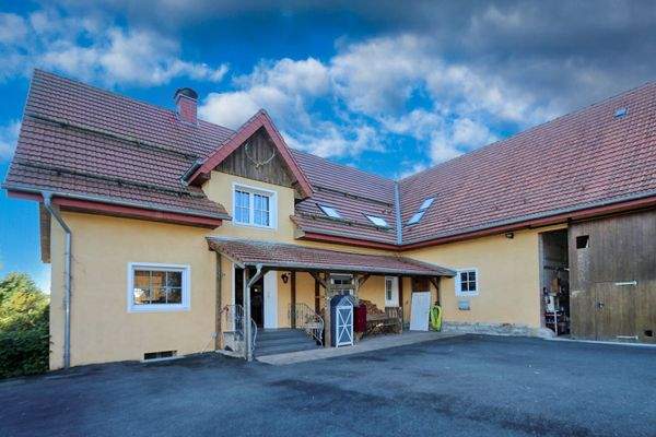 alle landwirtschaftl. Gebäude modernisiert