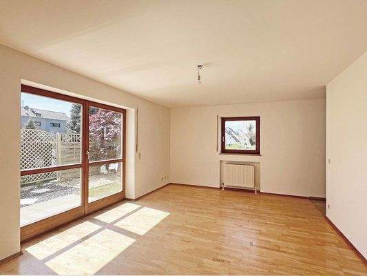 V012-2025_Wohnzimmer_Ansicht_1