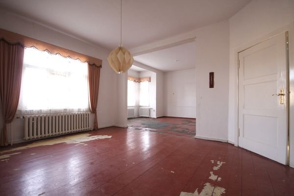 Wohn- und Esszimmer 