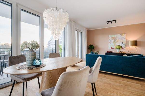 Bsp. Whg: Wohnen / Essen