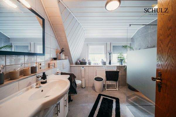 Badezimmer OG 
