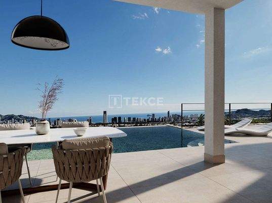 Villas with Private Pools and Sea Views in Finestrat