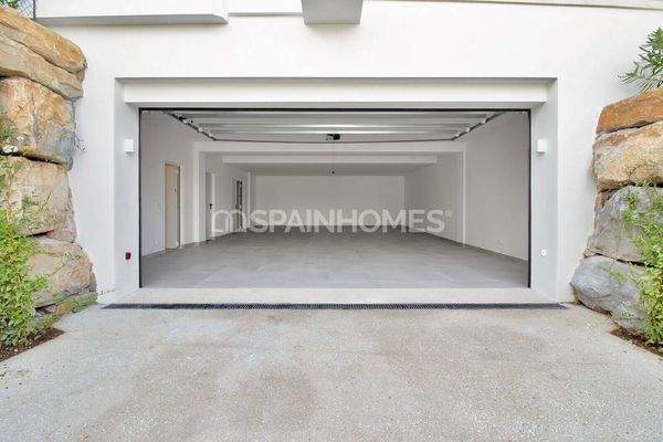 Fantastically Located Villas in a Sought After Area of Marbella