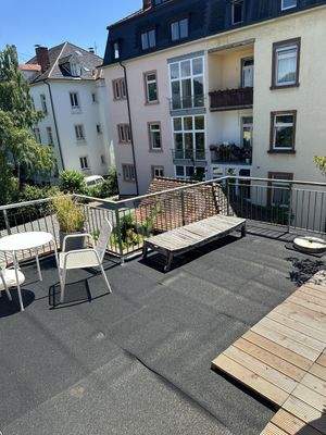 Dachterrasse mit Freisitz im Hinterhaus 