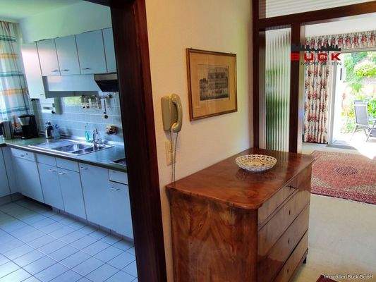 Erdgeschoss Blick Richtung Küche u. Wohnzimmer