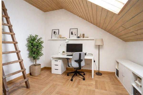 Büro Dachgeschoss illustriert (Nutzfläche)