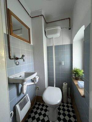 ... separates WC im DG