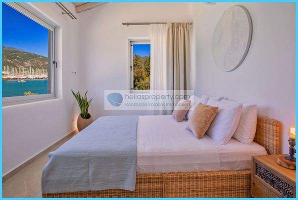 fc784a2ddb754e4ca124c76ac2834072-original