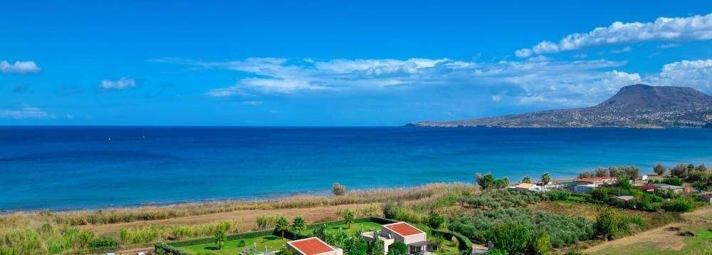 Kreta, Kalyves: Helle Villa zu verkaufen, nur wenige Schritte vom Meer entfernt