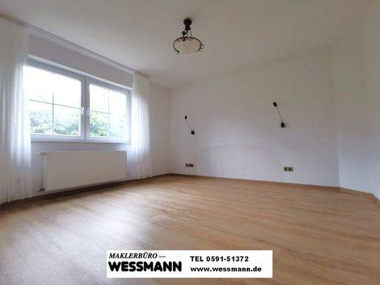 Schlafzimmer / Büro im EG