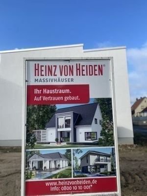 Grundstück