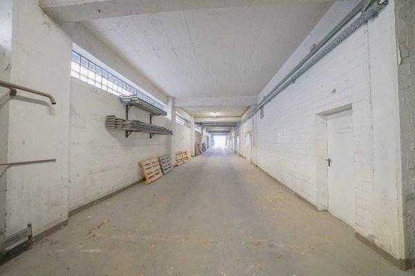 Zuwegung zum Lagerraum