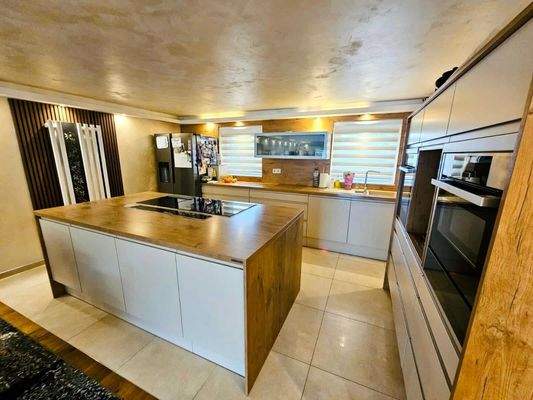 Küche inkl. Geräte