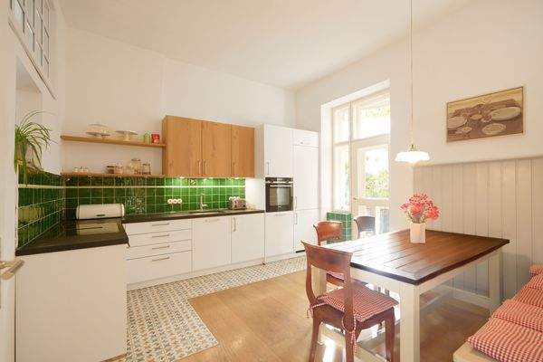 Hochwertig ausgestattete Küche