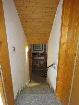 Treppenzugang zur Einliegerwohnung