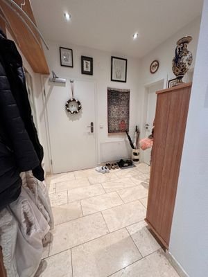 Eingangsbereich mit Haustüre