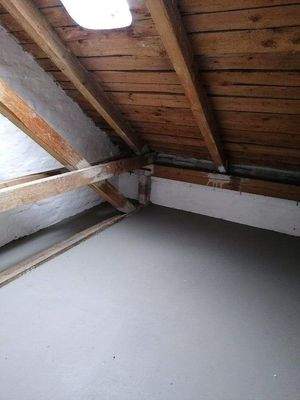 eigene Dachkammer