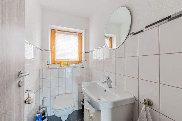 Gäste-WC Erdgeschoss