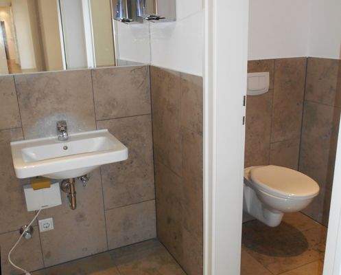 WC mit Vorraum, 1.OG