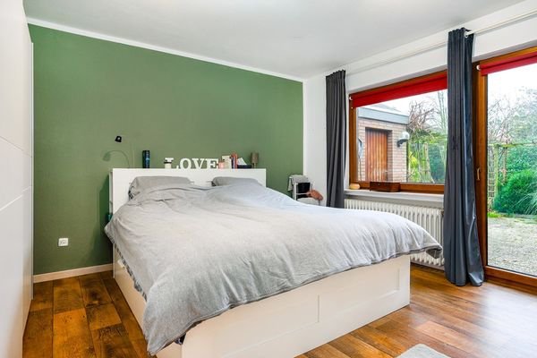 Schlafzimmer unten