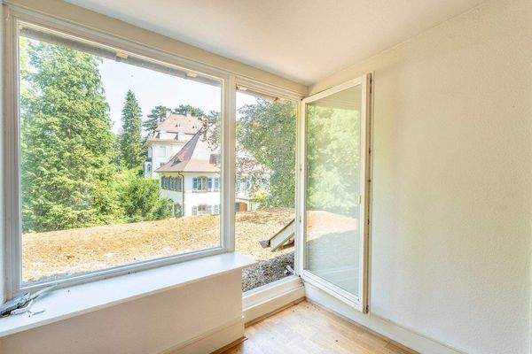 Ausblick nach Norden in der Eingangs-Diele 1. OG