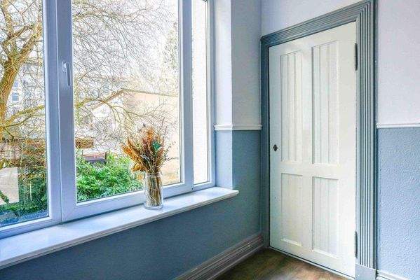 Abstellraum auf halber Treppe