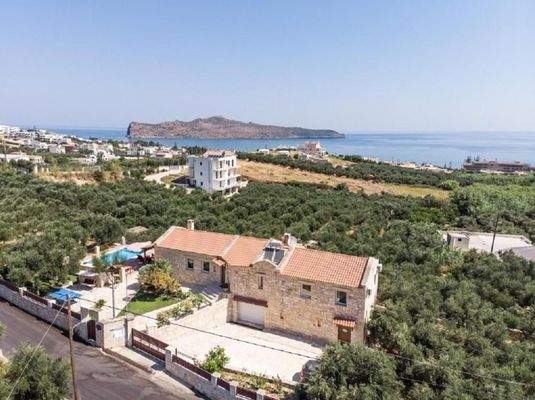 Kreta, Agia Marina: Luxuriöse Steinvilla mit Meer- und Sonnenuntergangsblick zu verkaufen