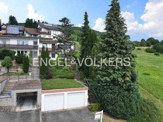 Ihr neues Zuhause von der Straße aus