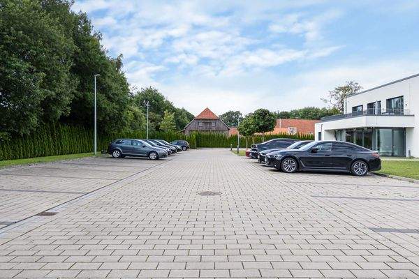 Parkplätze im Freien