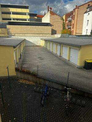 Blick Garagenhof.jpg