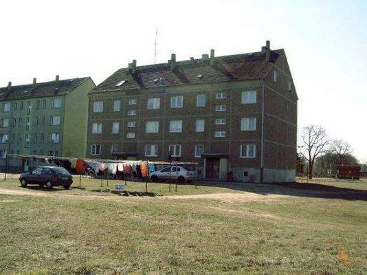 Hofansicht mit Wäscheplatz