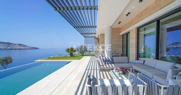 Panoramic Sea View Exclusive Villas with Pool in Bodrum Türkbükü