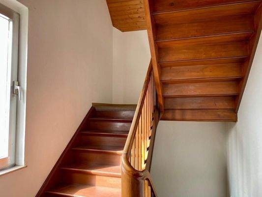 Treppe in den Dachboden