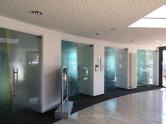 Büro-/ Verkauspavillion innen