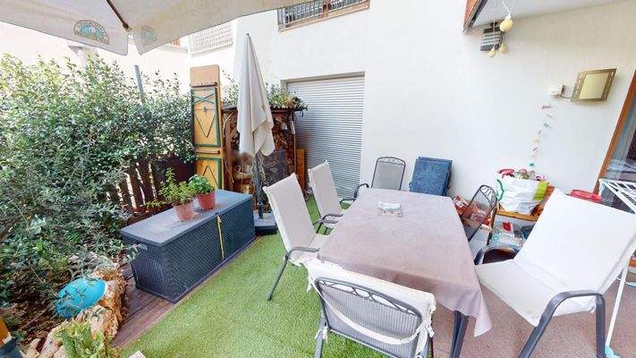 Gargazon-Gargazzone-Vierzimmerwohnung-quadrilocale-Garten-giardino-Garage-Stellplatz-posto macchina-Videoüberwachung-Alarmanlage-Keller-cantina