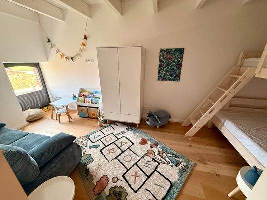 Kinder-/ Gästezimmer