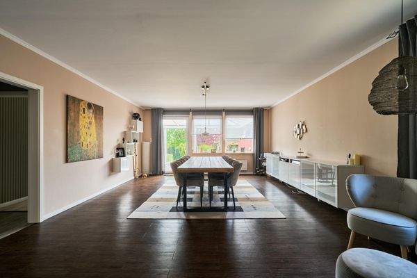 Erdgeschoss - Esszimmer