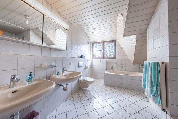 DI - Forbes Global Properties