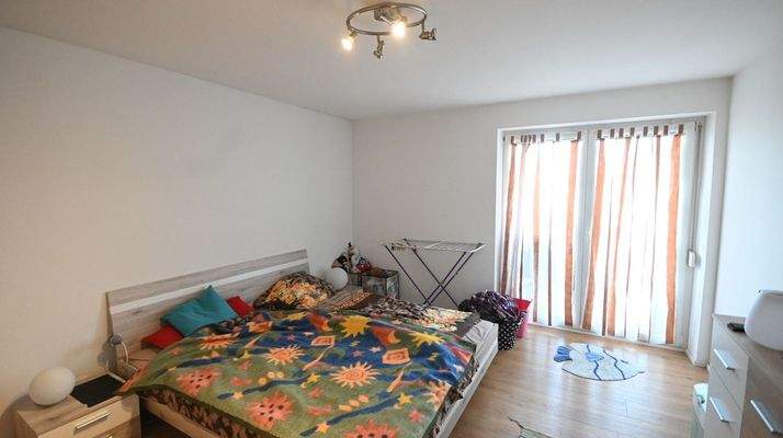 2-Zi-Wohnung: Schlafzimmer