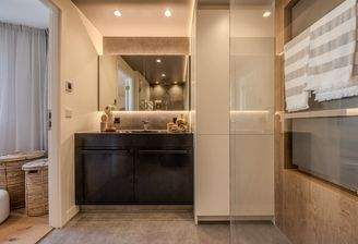 Linie Natur Designbad 1.jpg