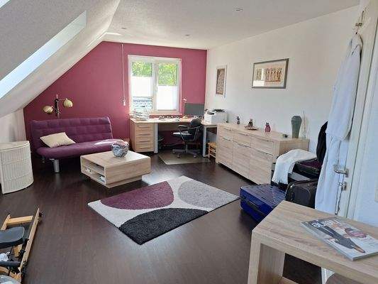 Haus links - Zimmer 1 OG