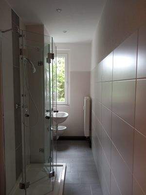 WMW 28 d EG links Bad mit Dusche