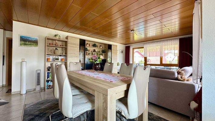 Wohn.- und Essbereich