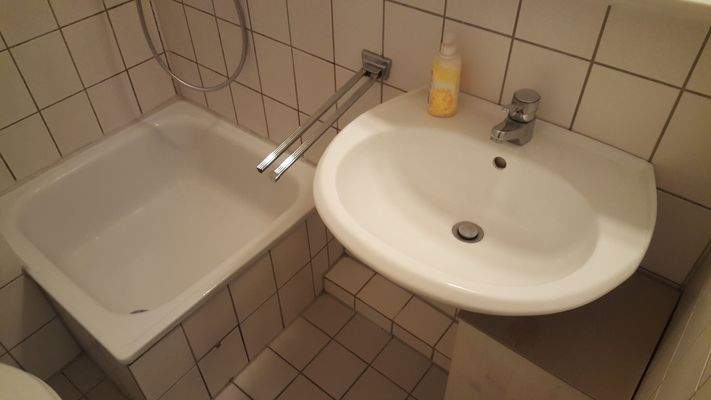 Waschbecken App 23.jpg